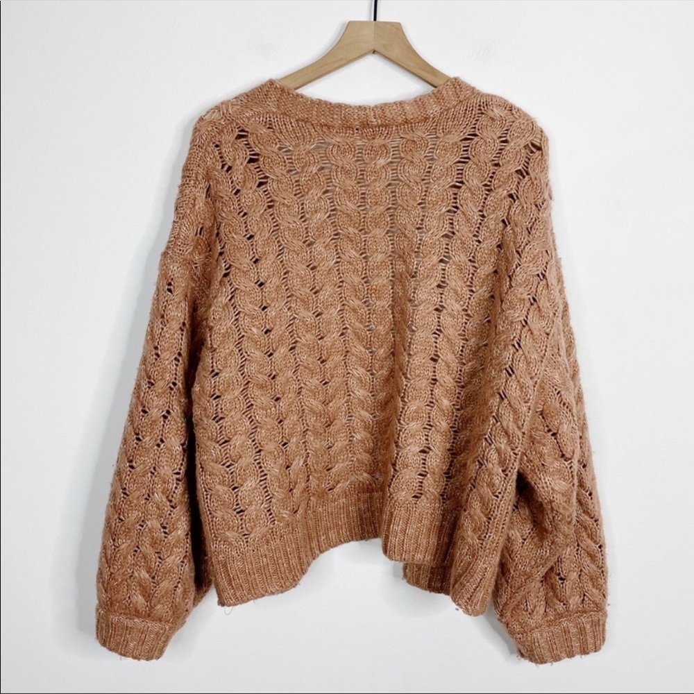 kendall and kylie open cardigan sweater - Picture 5 of 8